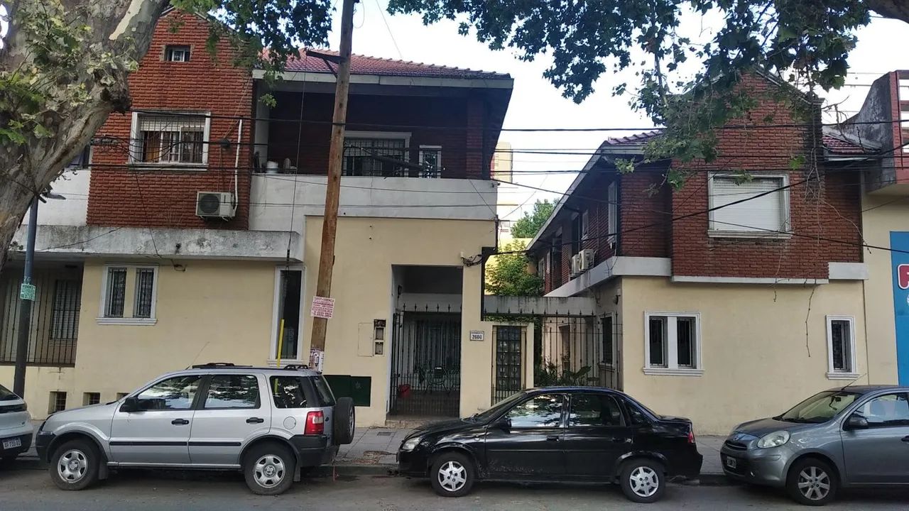 Departamento en SARMIENTO - ( 3F 2600