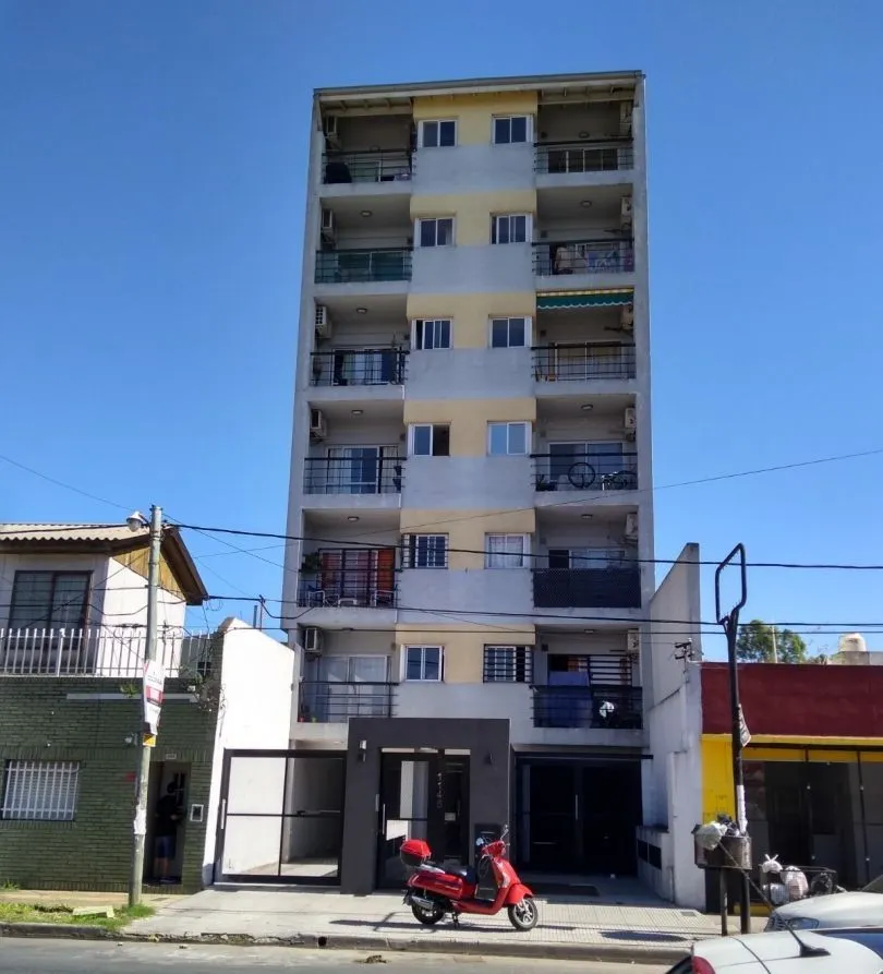 Local Comercial en RODRIGUEZ PEÑA A 1100