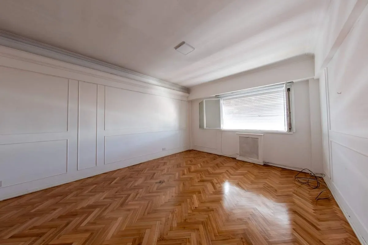 Departamento en Avenida Belgrano 3000