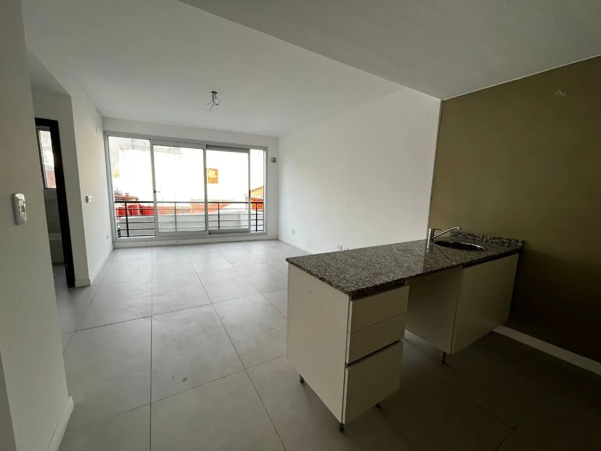 Departamento en Ramos Mejía 700