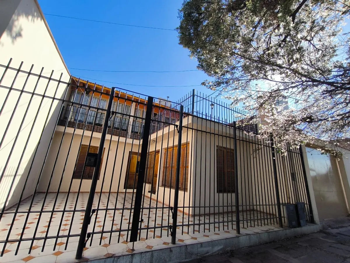 Casa en Coronel Barcala 400