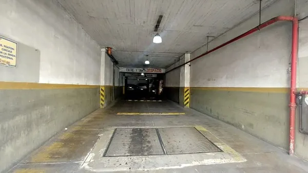 Cochera en Avenida Rivadavia 6300