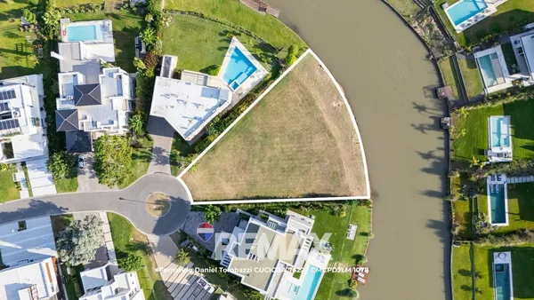 Lote en Los Robles 5900