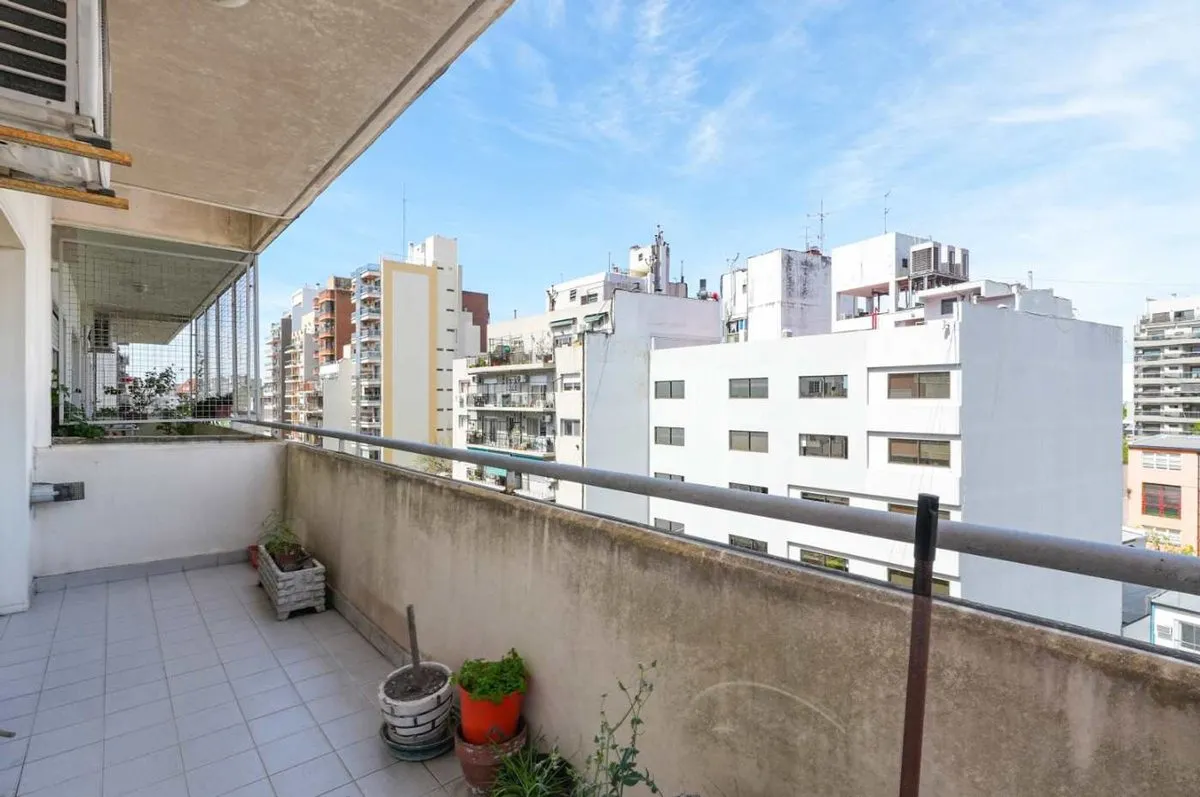 Departamento en Avenida Avellaneda 200