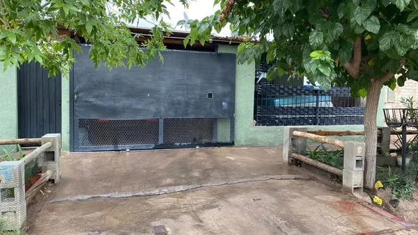 Casa en Soldado Argentino 2400
