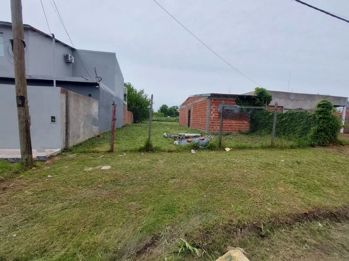 Lote en Juan Cruz Varela 1500