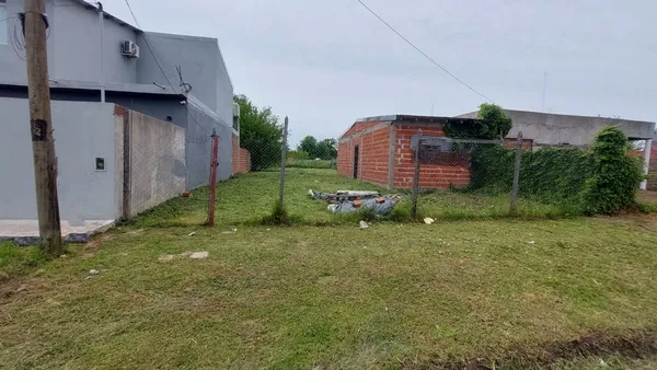Lote en Juan Cruz Varela 1500