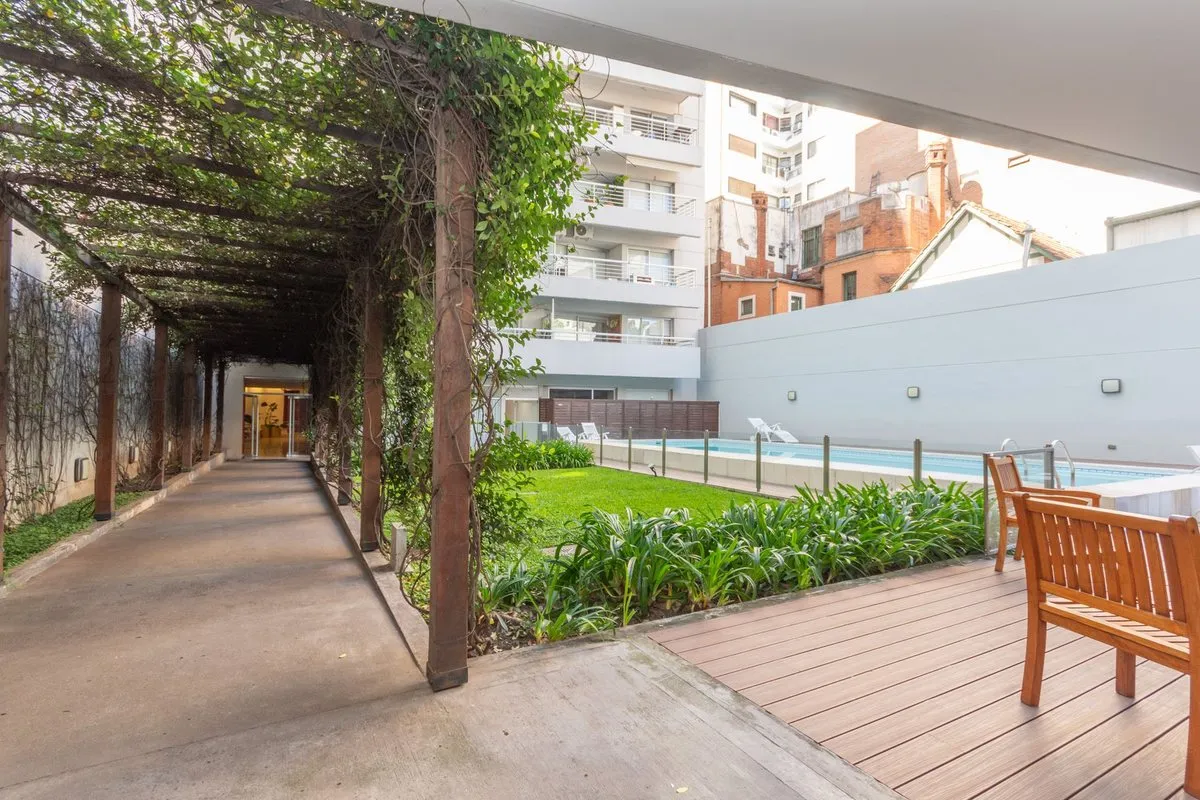 Departamento en Juncal 3600