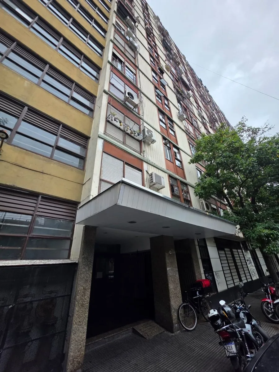 Departamento en Humberto 1º 2900