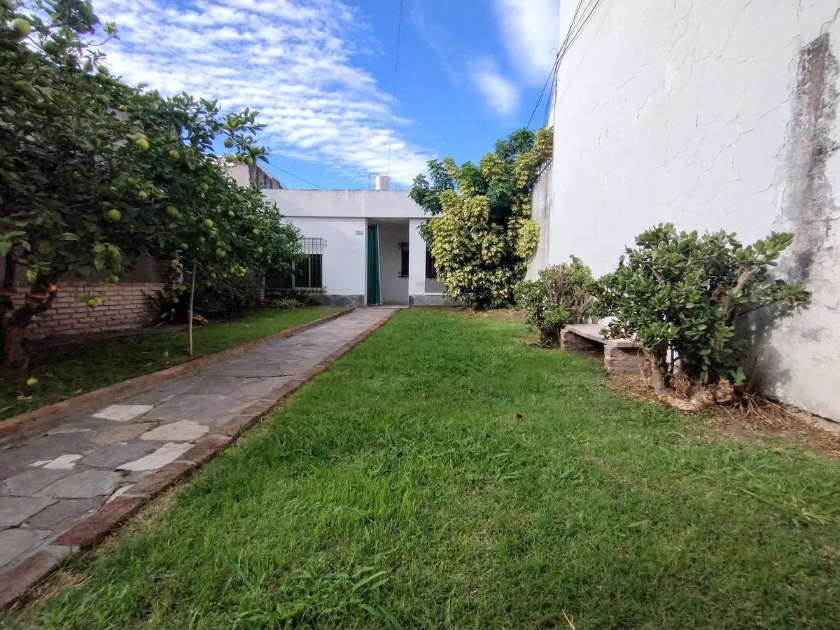 Casa en Ingeniero Guillermo White 1200