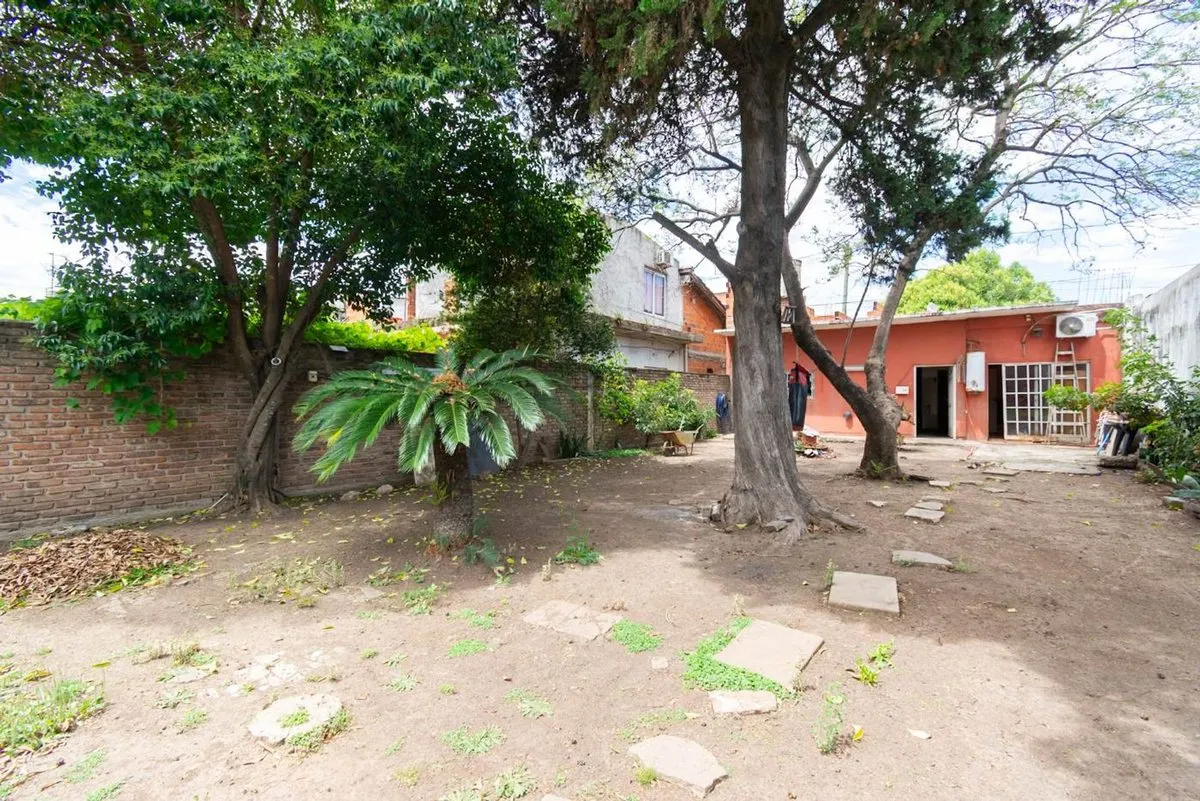 Casa en Ingeniero Arrufo 2100