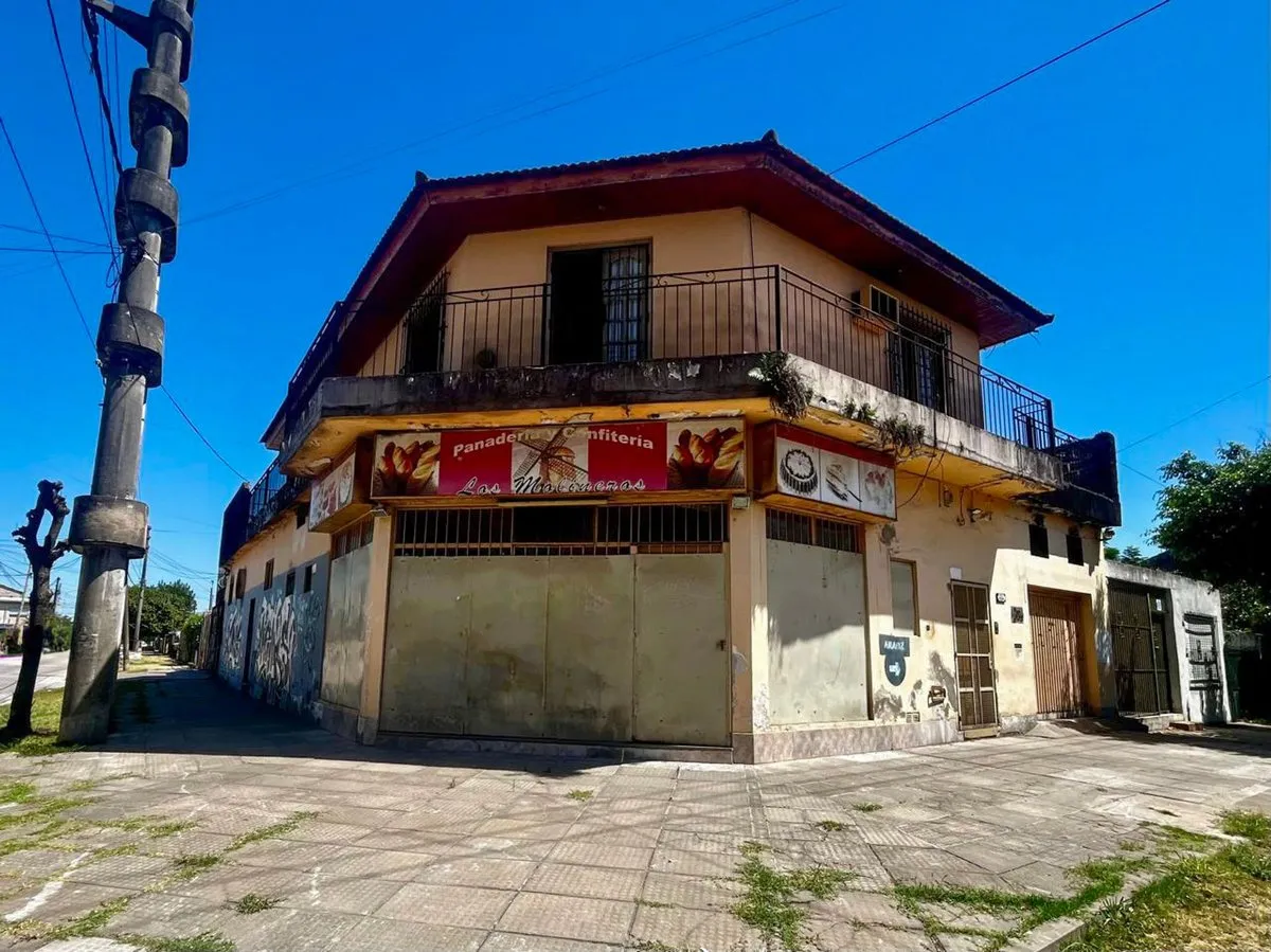 Local Comercial en Aráoz 600