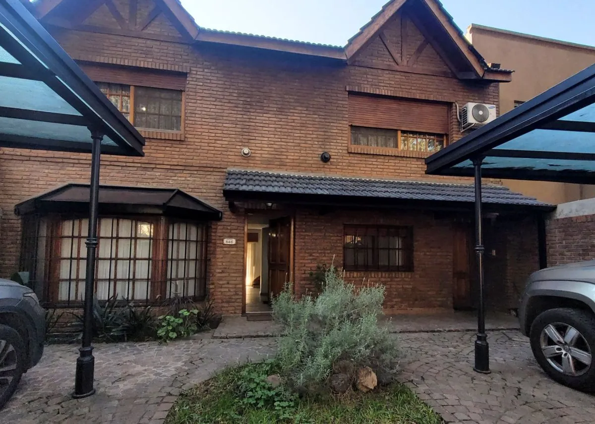 Casa en Manuel Obarrio 800