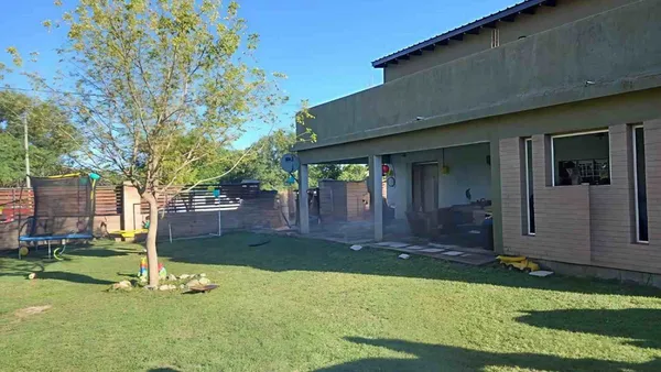 Casa en Los Espinillos 1100
