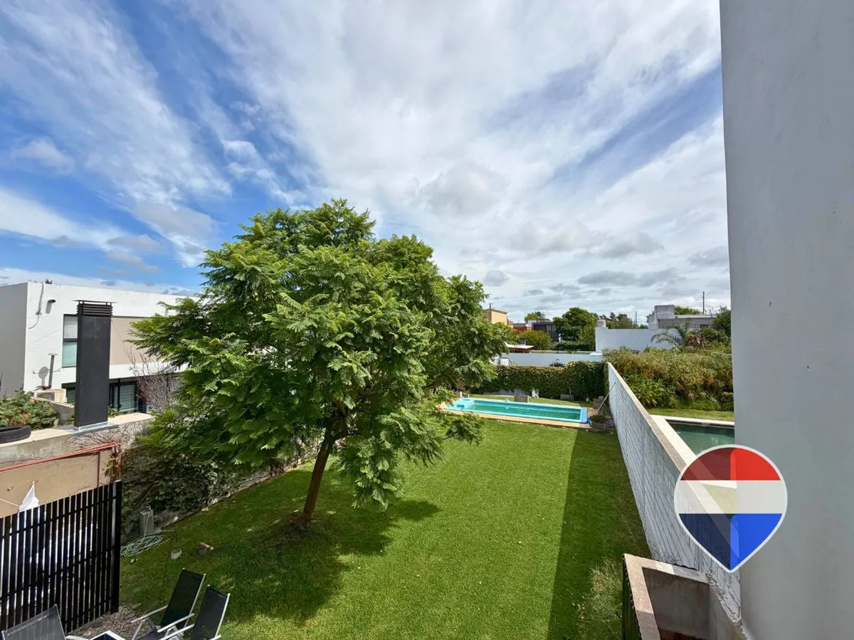Casa en Calle 495 Entre 6 y 7 1000