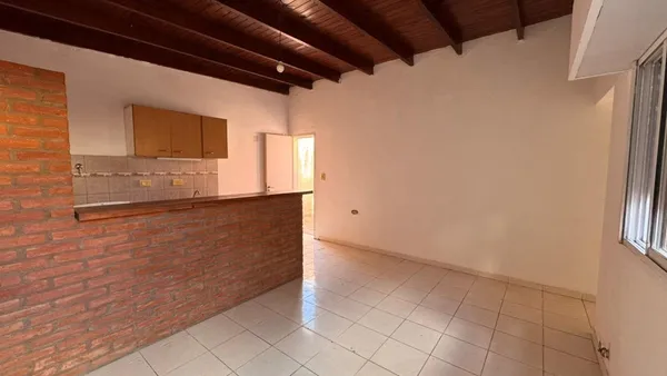 Departamento en 8 E/ Montevideo y Héroes de Malvinas 4600
