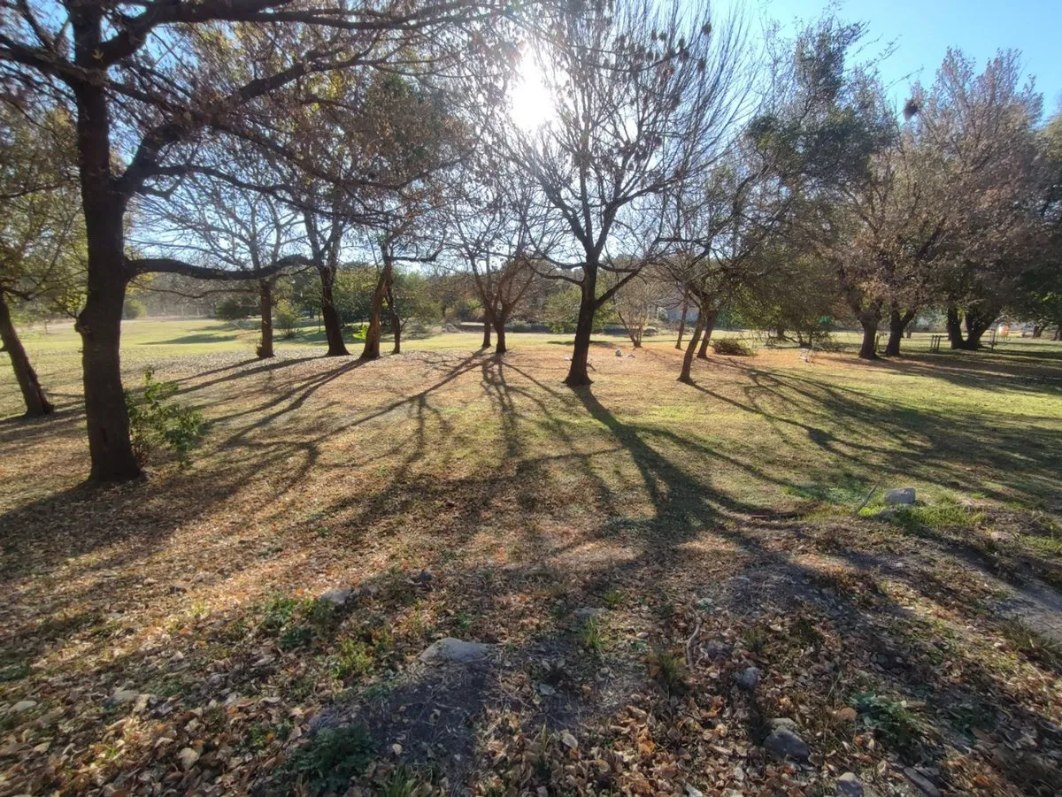 Lote en Reina Mora 200