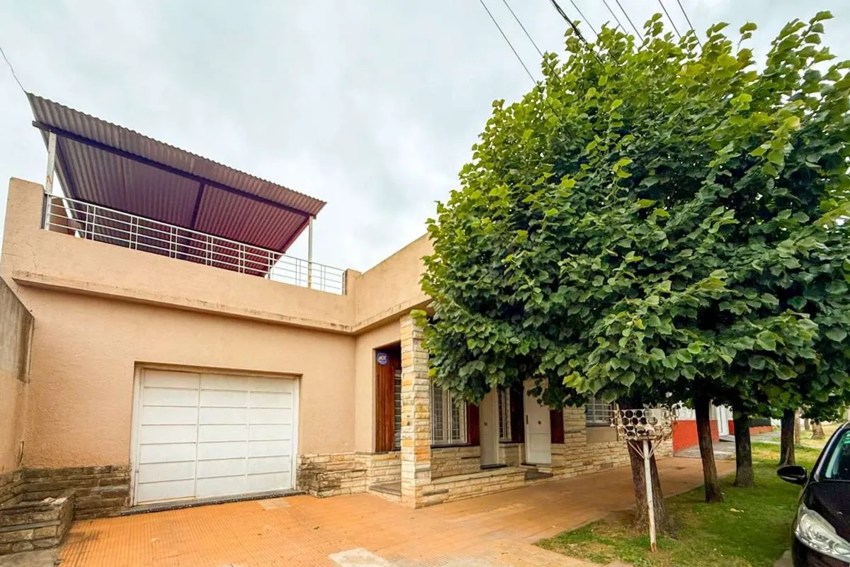 Casa en Margarita Corvalan 900