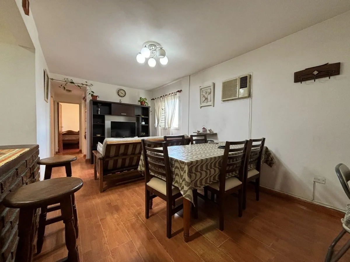 Departamento en Catriel y Habram 1700