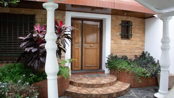 Casa en Pedro Echagüe 1600