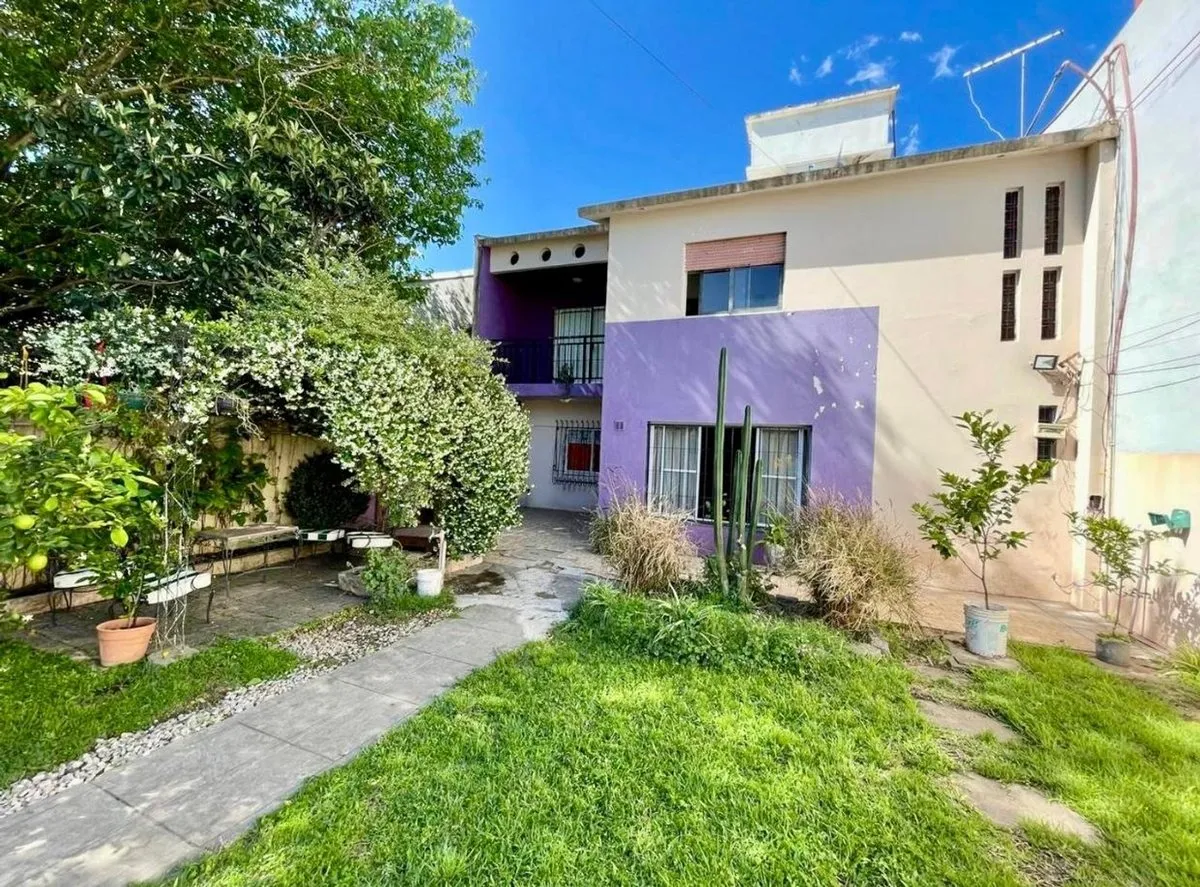 Casa en Maria Pita 3300
