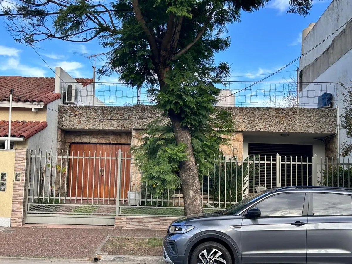 Casa en Tomás Justo Villegas 1900