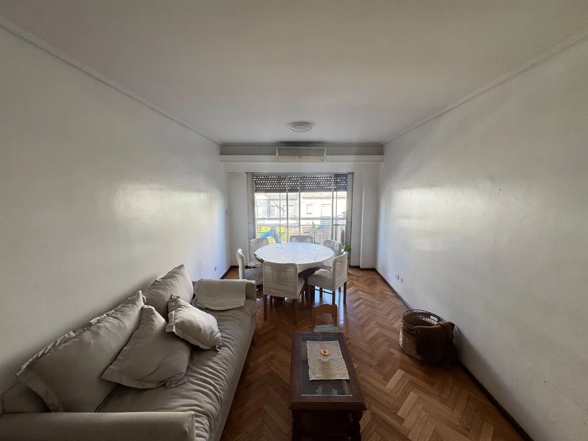 Departamento en Adolfo P. Carranza 2800
