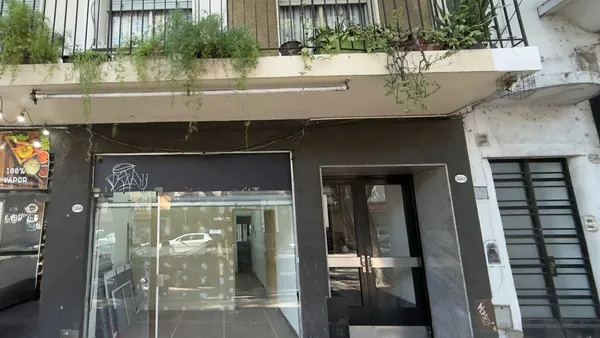 Local Comercial en Avenida Elcano 3500