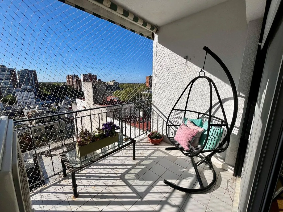 Departamento en Juan Jose Paso 200