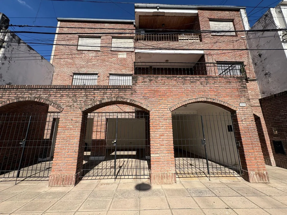 Edificio en San Lorenzo 1300