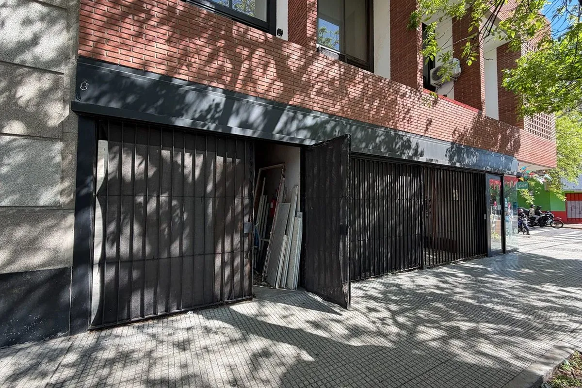Local Comercial en Avenida Pavón 4200