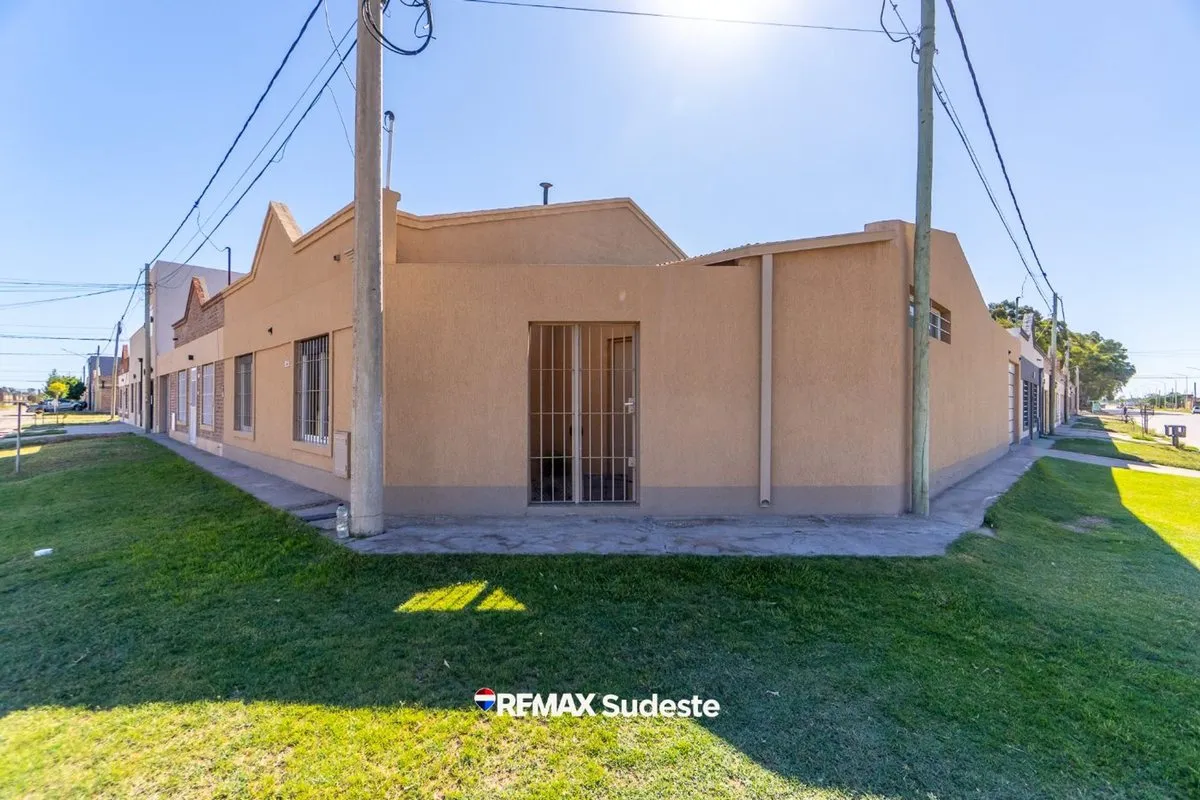 Casa en Calle Eduardo Gutiérrez 300
