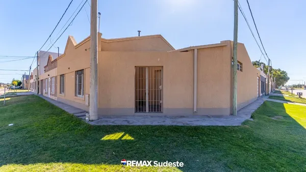 Casa en Calle Eduardo Gutiérrez 300