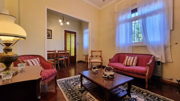 Casa en Ricardo Gutiérrez 3500