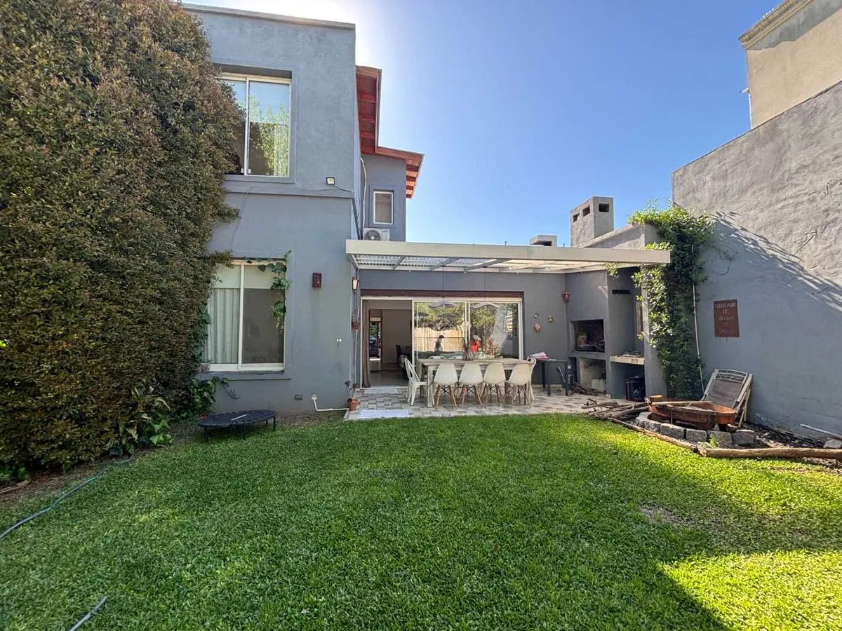 Casa en Avenida Santa Fe 3200