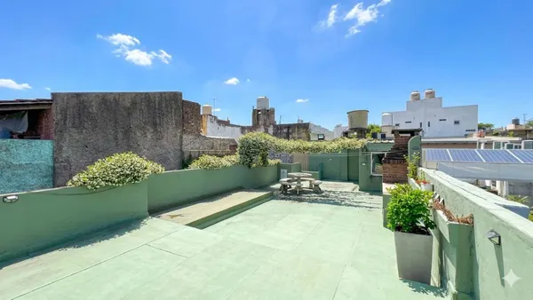 Casa en Pasaje Bernardo de Leon 2400