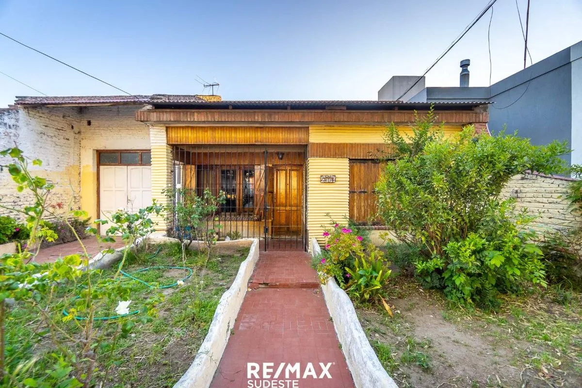 Casa en Newton 2300