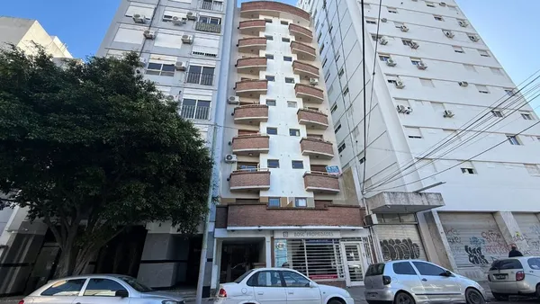 Departamento en 45 E/ 4 y 5 400