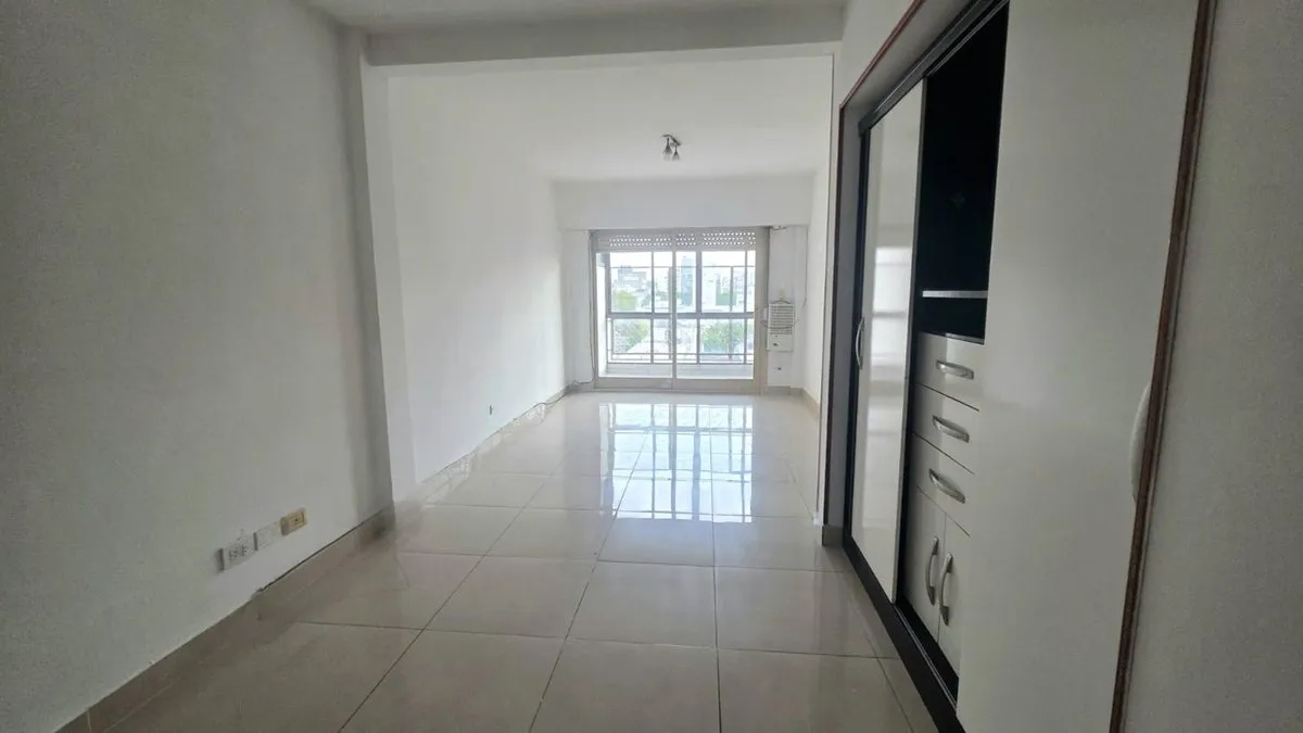 Departamento en Joaquín V. González 2100