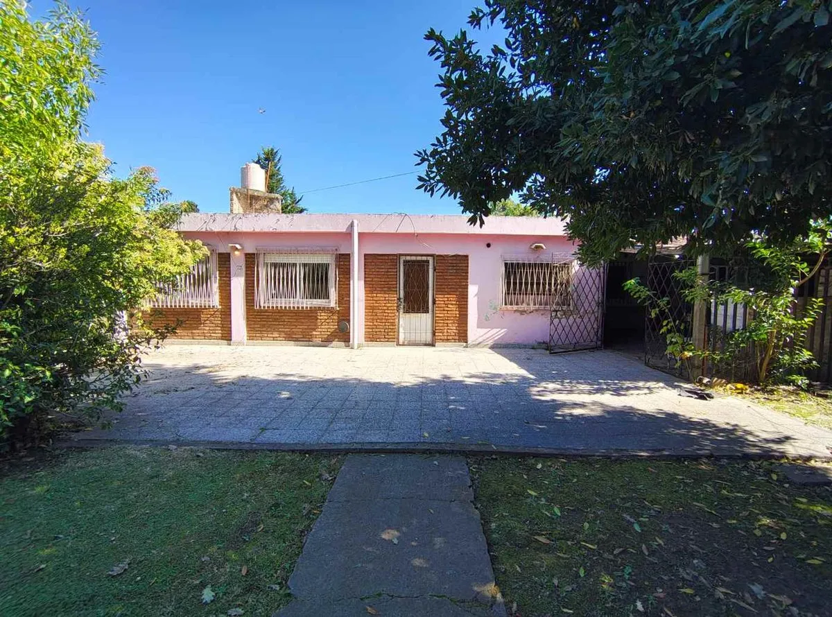 Casa en Eustaquio Frías 2600