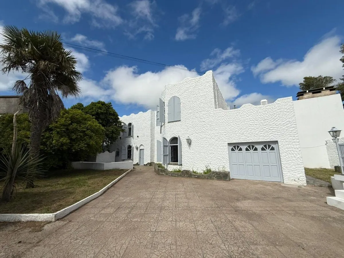 Casa en Avenida Amancay 0