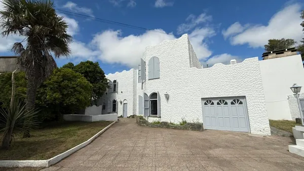 Casa en Avenida Amancay 0