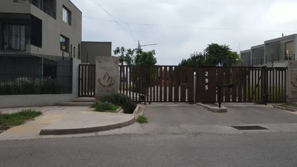 Departamento en Las Cubas y C. Viognier 200