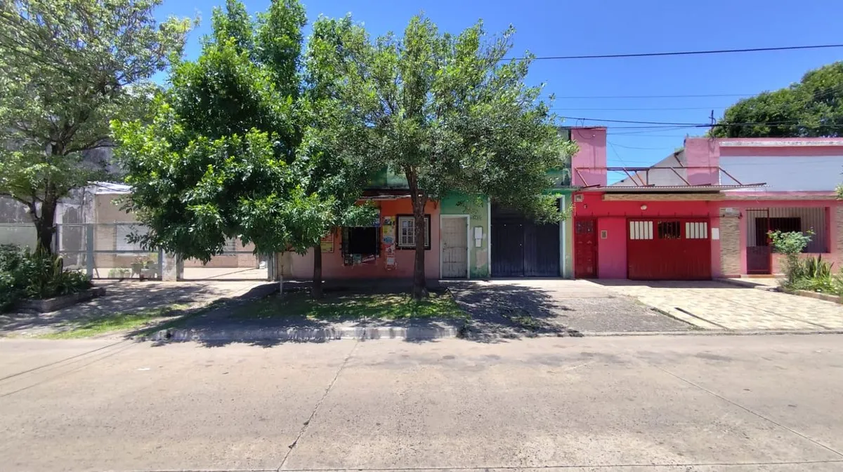 Casa en José María Paz 1400