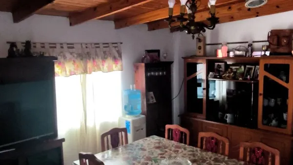 Local Comercial en Los Helechos 900