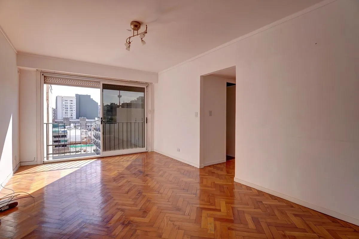 Departamento en Piedras 600