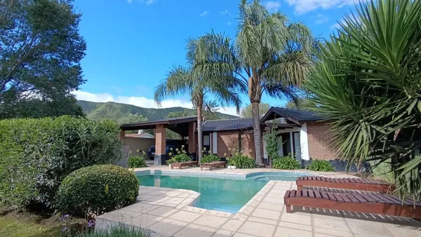 Casa en Jaime Davalos 0