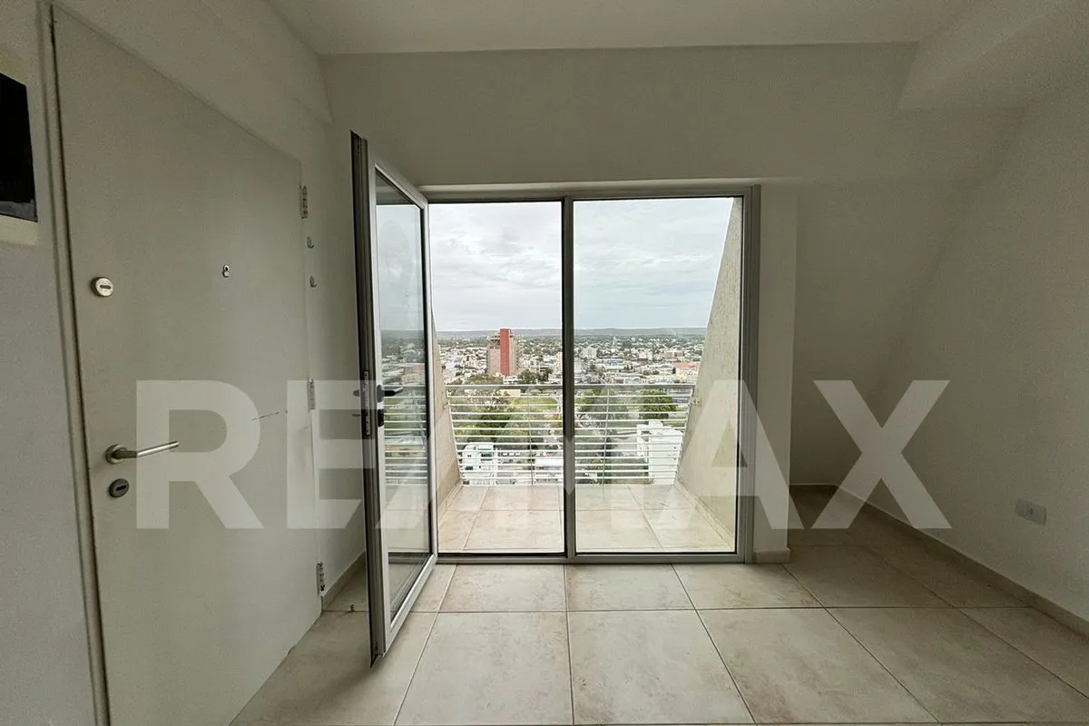 Departamento en Rivadavia 300