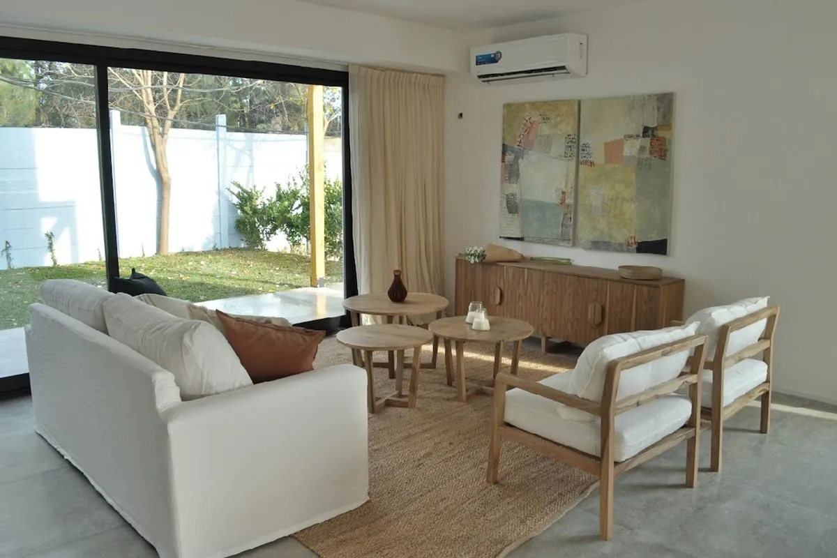 Casa en Chilavert 600
