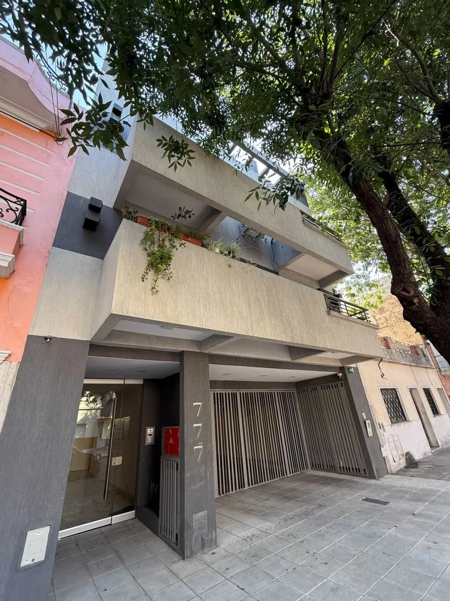 Departamento en Martiniano Leguizamón 700
